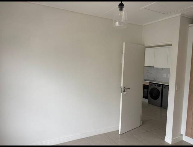 1 BEDROOM PROPERTY TO RENT IN RICHWOOD